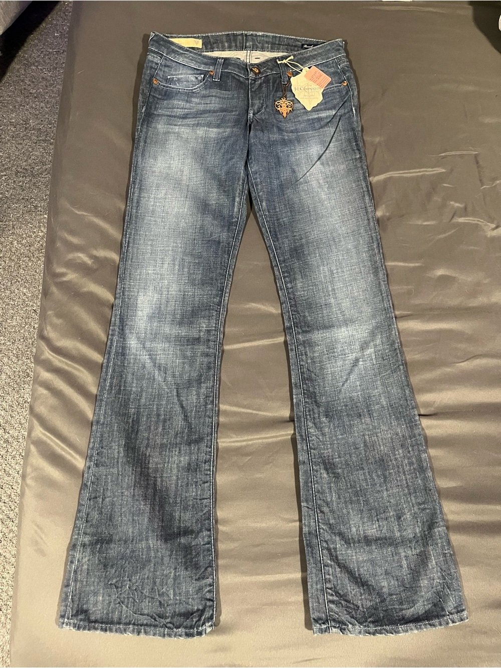 J & Company - Y2K Beverly Regular Rise Boot Cut Embellished Pockets Size 29 (8)